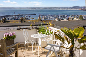 Photo 25- click for photo gallery